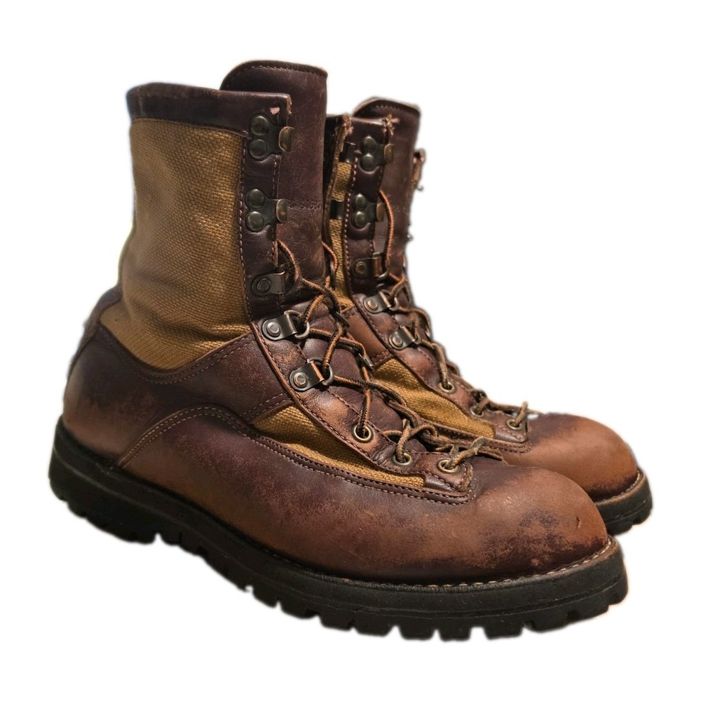 Vintage Danner Mountain Light Brown Leather Hiking Boots GoreTex Vibram USA